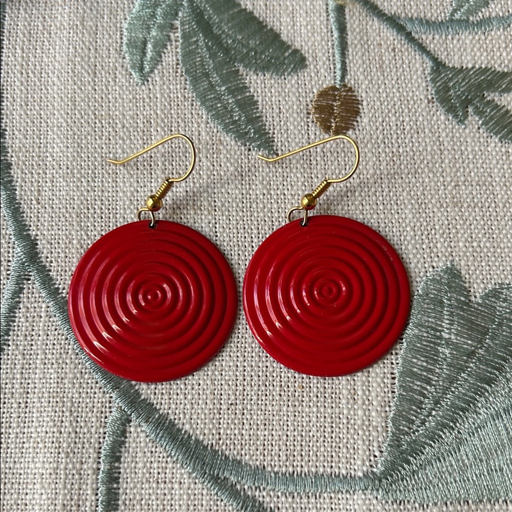 Elegant Red Circular Earrings